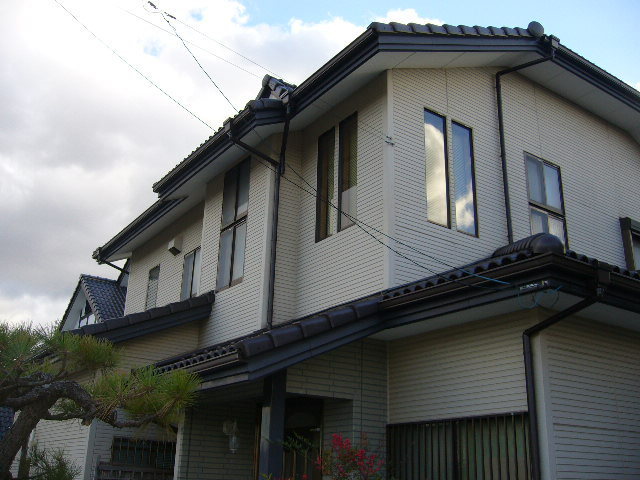 雨樋取替え（瓦葺き替え）　Ｓ様邸